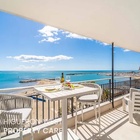 Apartment Casa Niza - 3-bedroom Beachfront Apartment, Carvajal Beach, *