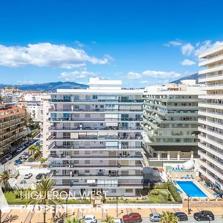 Casa Niza - 3-bedroom Beachfront Apartment, Carvajal Beach, *