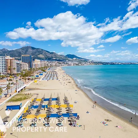 Casa Niza - 3-bedroom Beachfront Apartment, Carvajal Beach,