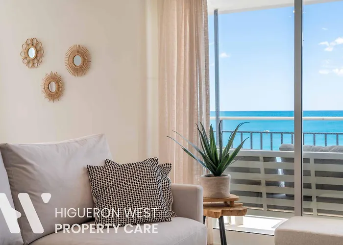 The Beachfront Collection - Casa Niza By Hwpc Фуэнхирола